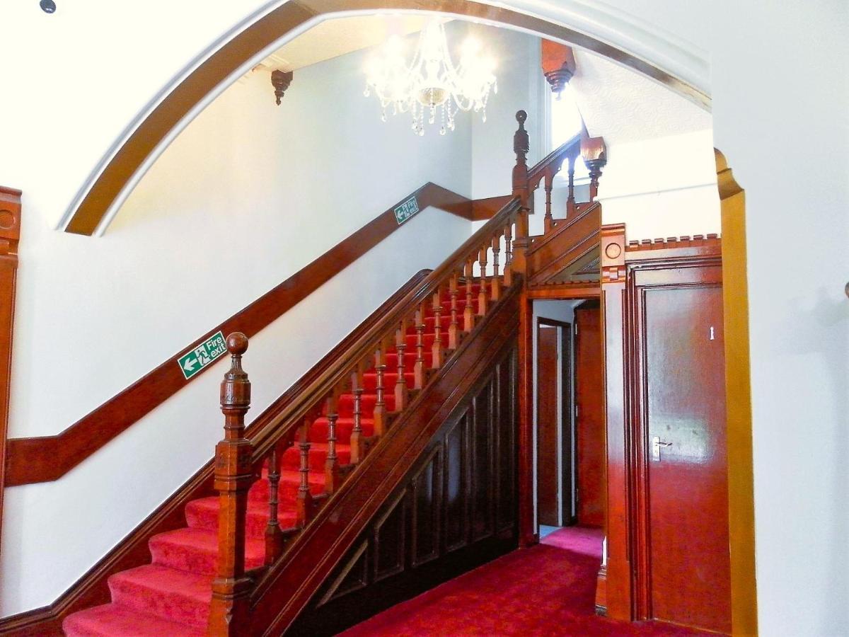 Claremont Hotel Нотингам Екстериор снимка