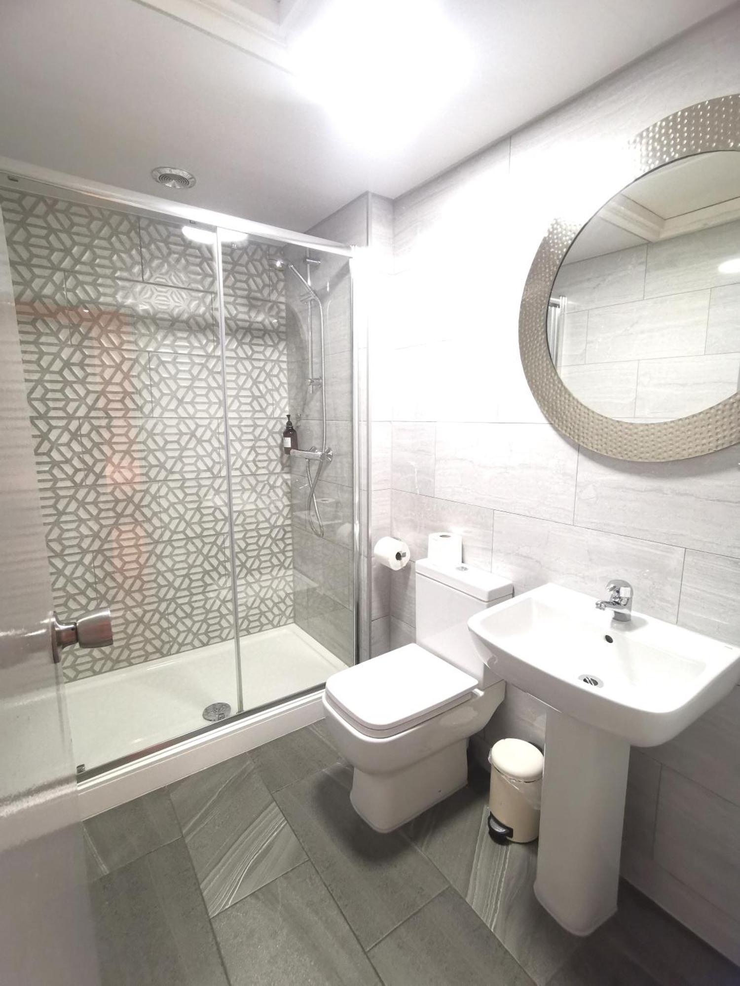 Claremont Hotel Нотингам Екстериор снимка